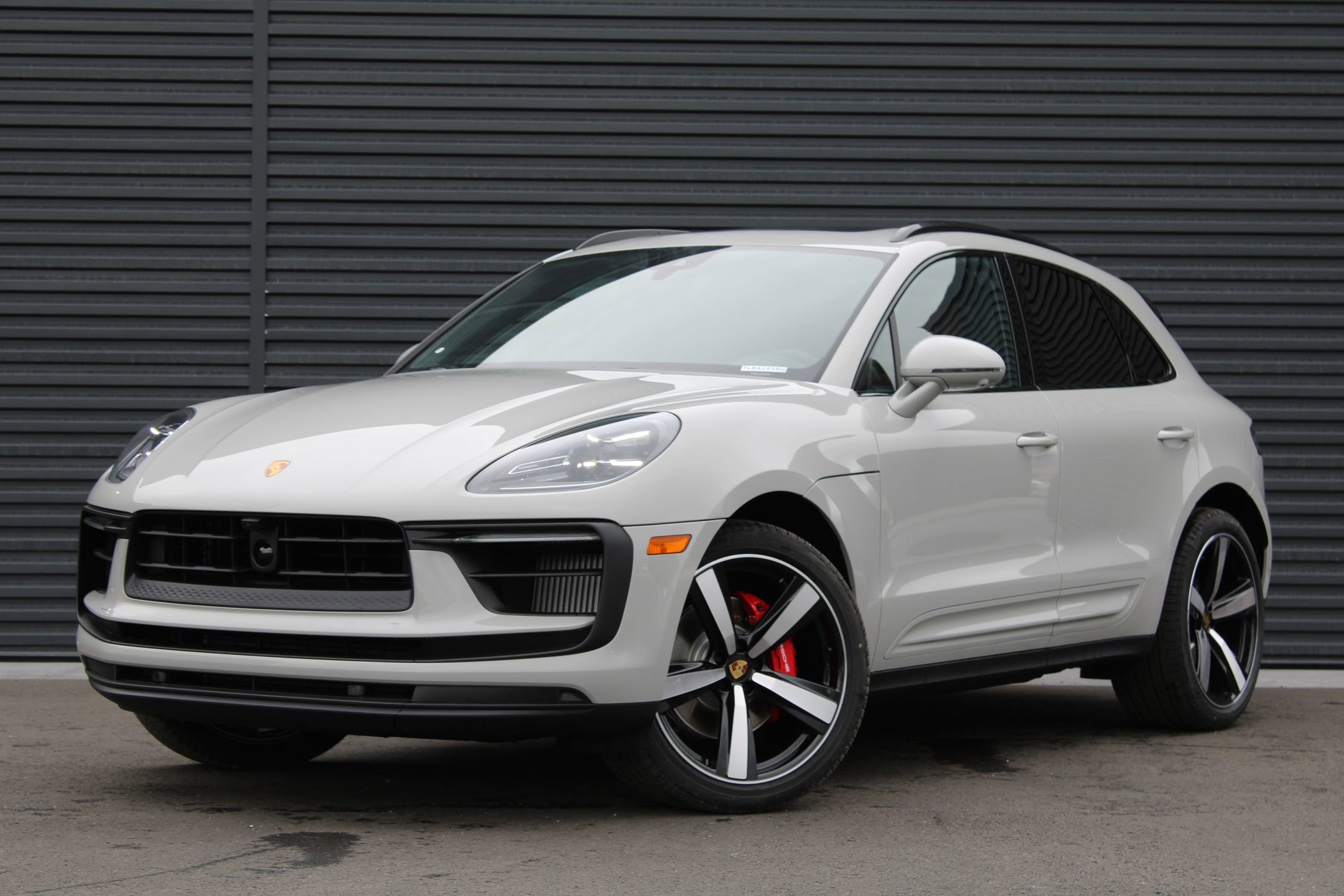 2026 MACAN S